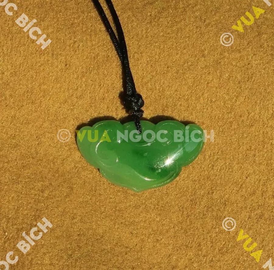Mặt Dây Khánh Ngọc Như Ý Ngọc Bích Nephrite Jade (MD078) 5 Mặt Dây Khánh Ngọc Như Ý Ngọc Bích Nephrite Jade (MD078) - Hình ảnh 3