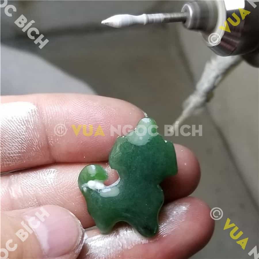 Mặt Ngọc Bích Nephrite Con Chó (MD114) 7 Mặt Ngọc Bích Nephrite Con Chó (MD114) - Hình ảnh 5