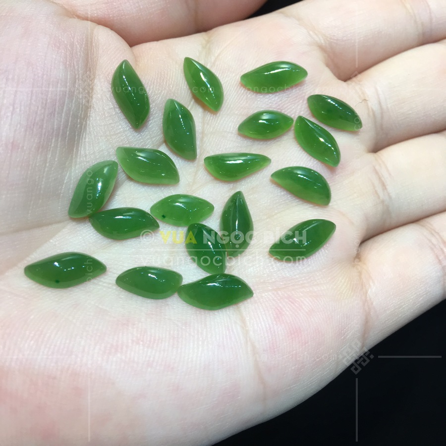 Mặt đá trang sức Ngọc Bích Nephrite Jade (VNB-MDTS006) 8 Mặt đá trang sức Ngọc Bích Nephrite Jade (VNB-MDTS006) - Hình ảnh 6