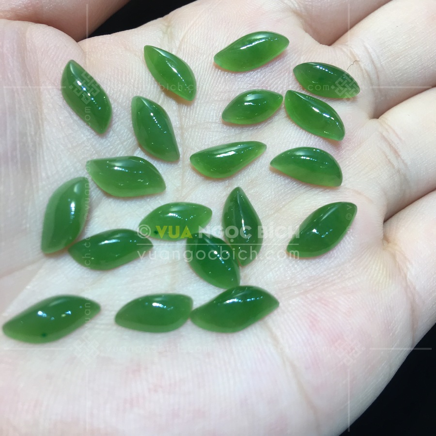 Mặt đá trang sức Ngọc Bích Nephrite Jade (VNB-MDTS006) 7 Mặt đá trang sức Ngọc Bích Nephrite Jade (VNB-MDTS006) - Hình ảnh 5