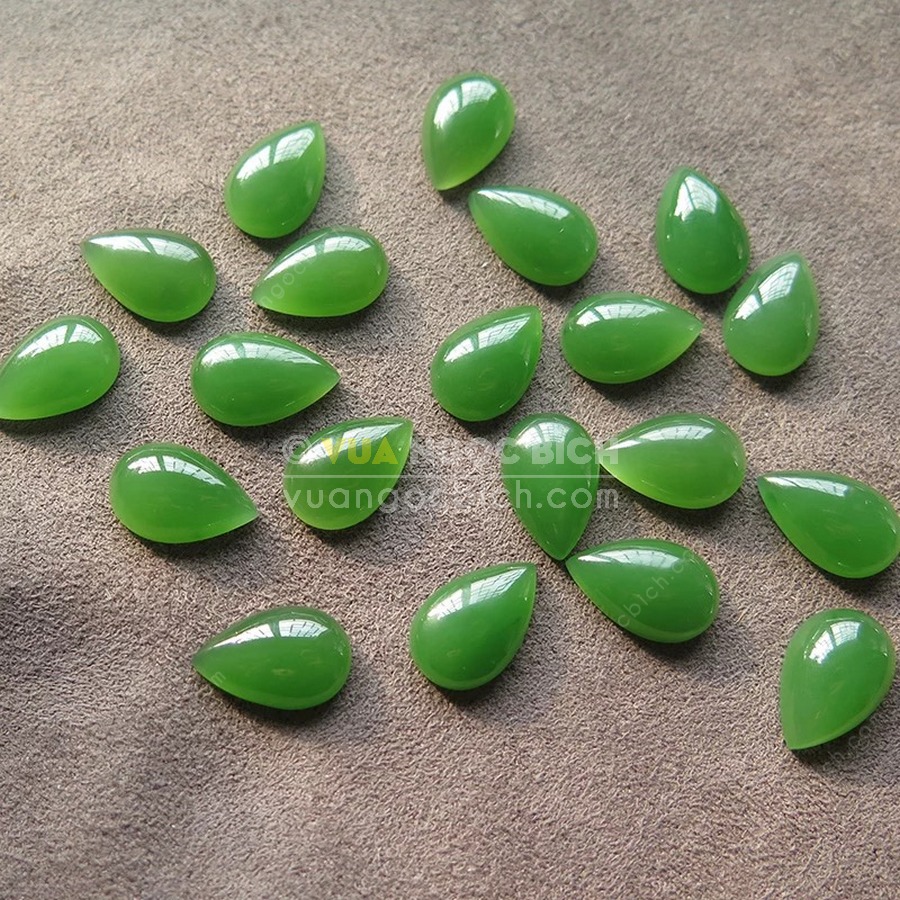Mặt đá trang sức Ngọc Bích Nephrite Jade (VNB-MDTS009) 4 Mặt đá trang sức Ngọc Bích Nephrite Jade (VNB-MDTS009) - Hình ảnh 2