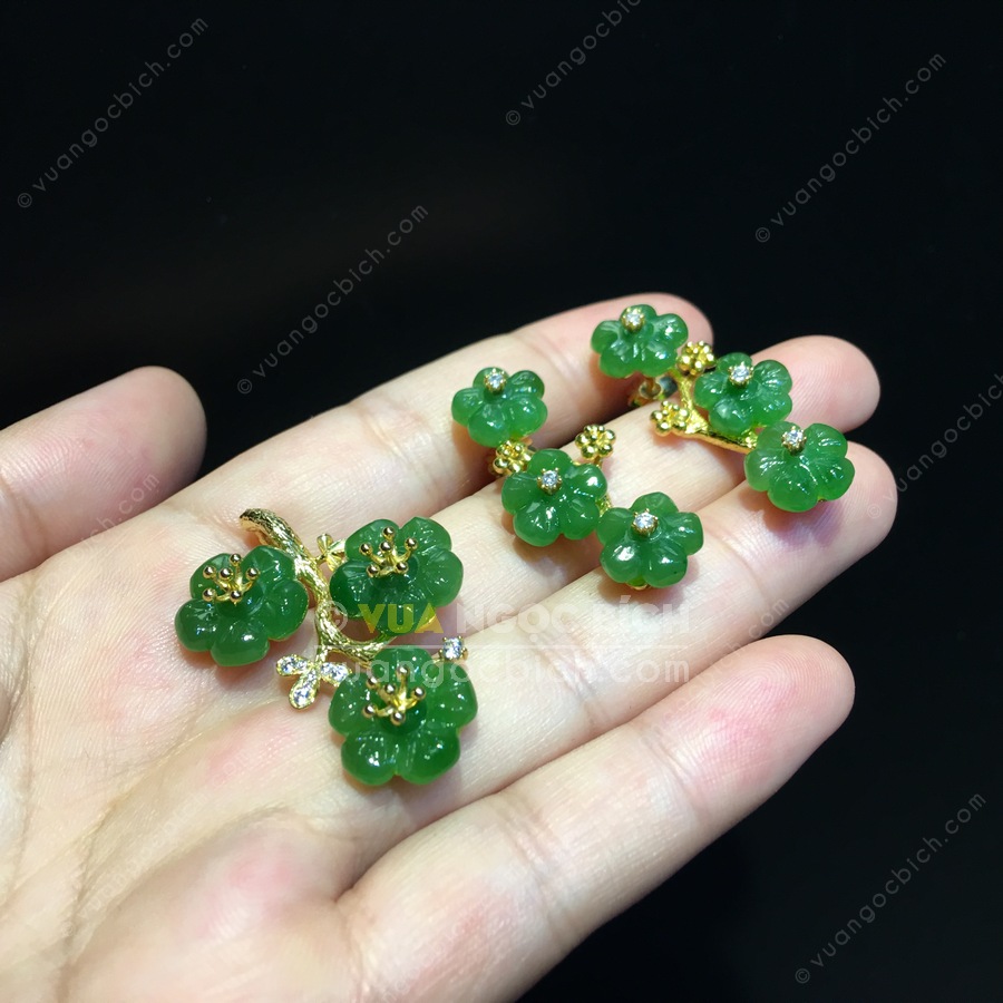 Mặt Dây Hoa 5 Cánh Ngọc Bích Nephrite Jade VIP (VNB-MD326) 5 Mặt Dây Hoa 5 Cánh Ngọc Bích Nephrite Jade VIP (VNB-MD326) - Hình ảnh 3