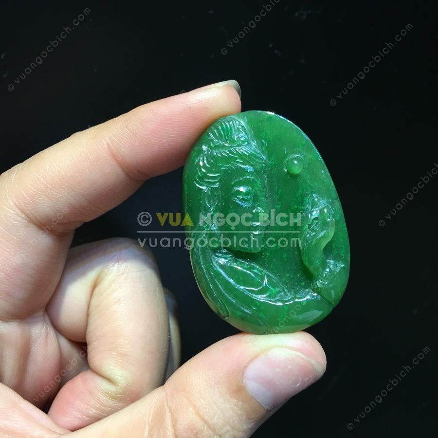 Mặt Dây Phật Bà Quan Âm Ngọc Bích Nephrite Jade VNB-MD213) 4 Mặt Dây Phật Bà Quan Âm Ngọc Bích Nephrite Jade VNB-MD213) - Hình ảnh 2