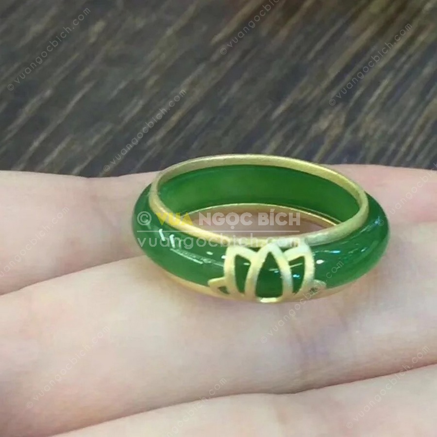 Nhẫn Bầu Ngọc Bích Nephrite Jade (VNB-NN048-3) 8 Nhẫn Bầu Ngọc Bích Nephrite Jade (VNB-NN048-3) - Hình ảnh 6
