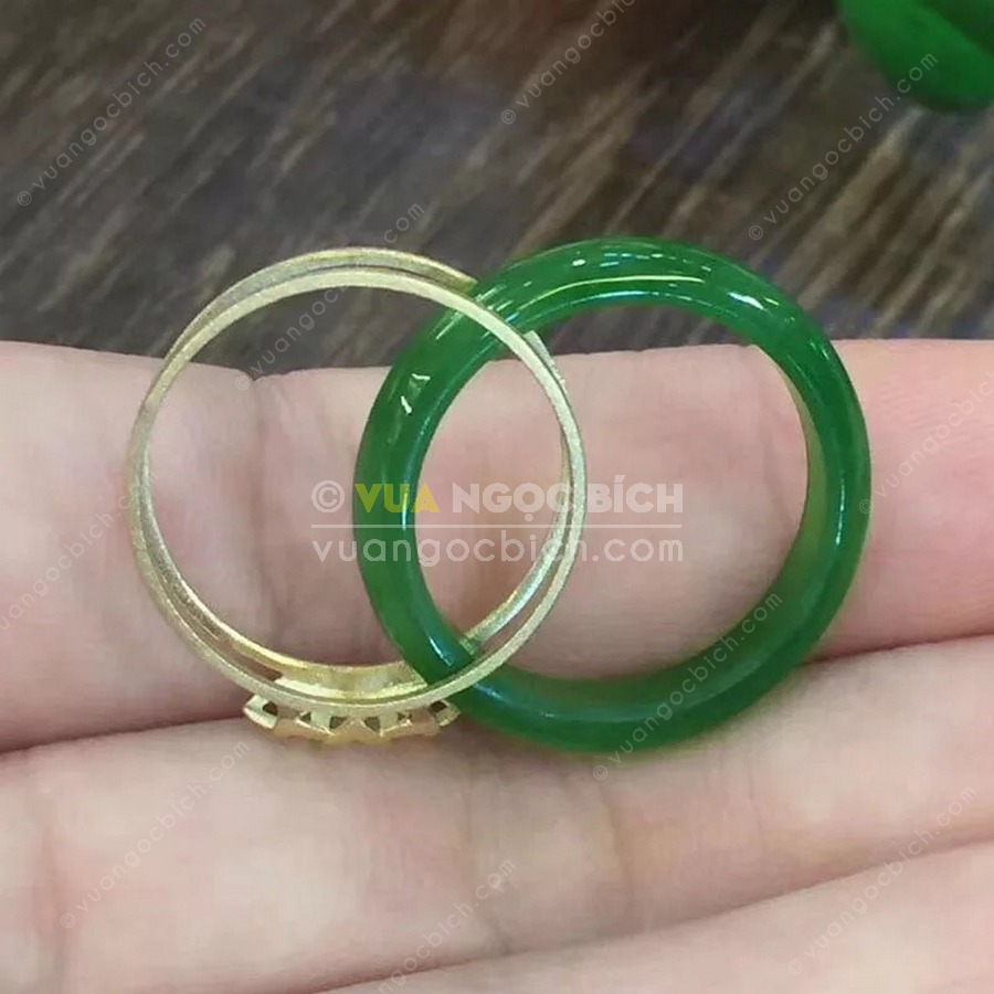 Nhẫn Bầu Ngọc Bích Nephrite Jade (VNB-NN048-3) 5 Nhẫn Bầu Ngọc Bích Nephrite Jade (VNB-NN048-3) - Hình ảnh 3