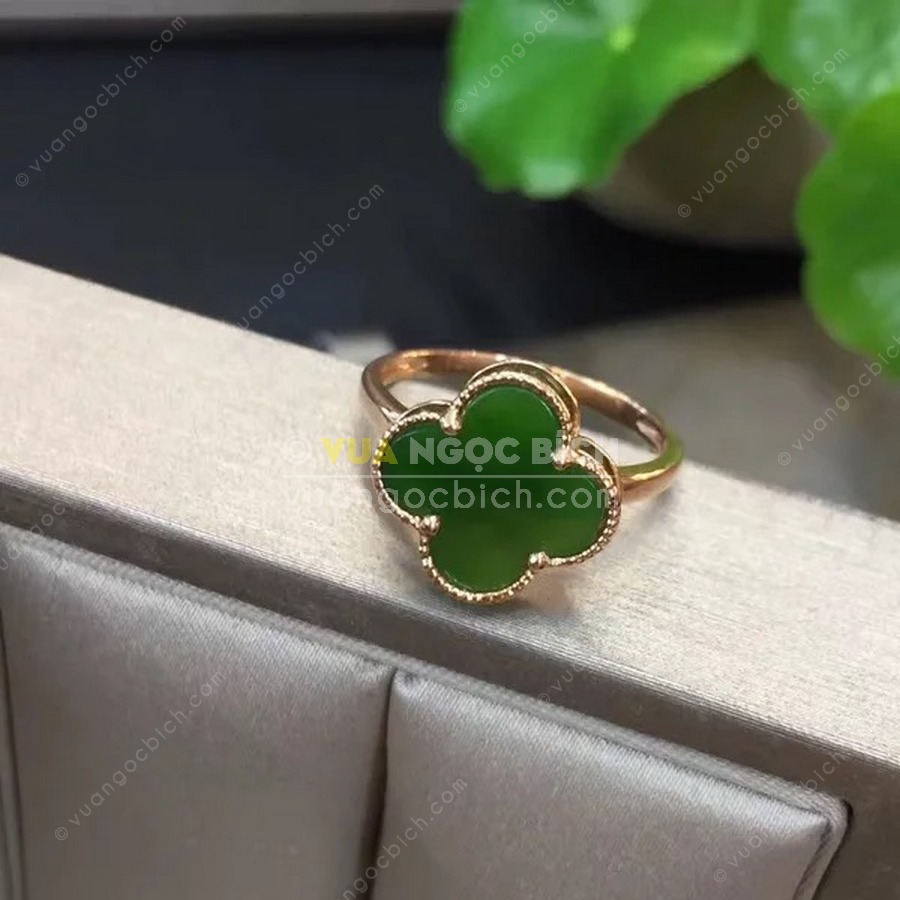 Nhẫn Cỏ Bốn Lá Ngọc Bích Nephrite Jade (VNB-NN118) 8 Nhẫn Cỏ Bốn Lá Ngọc Bích Nephrite Jade (VNB-NN118) - Hình ảnh 6