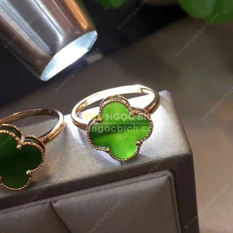Nhẫn Cỏ Bốn Lá Ngọc Bích Nephrite Jade (VNB-NN118) 6 Nhẫn Cỏ Bốn Lá Ngọc Bích Nephrite Jade (VNB-NN118) - Hình ảnh 4